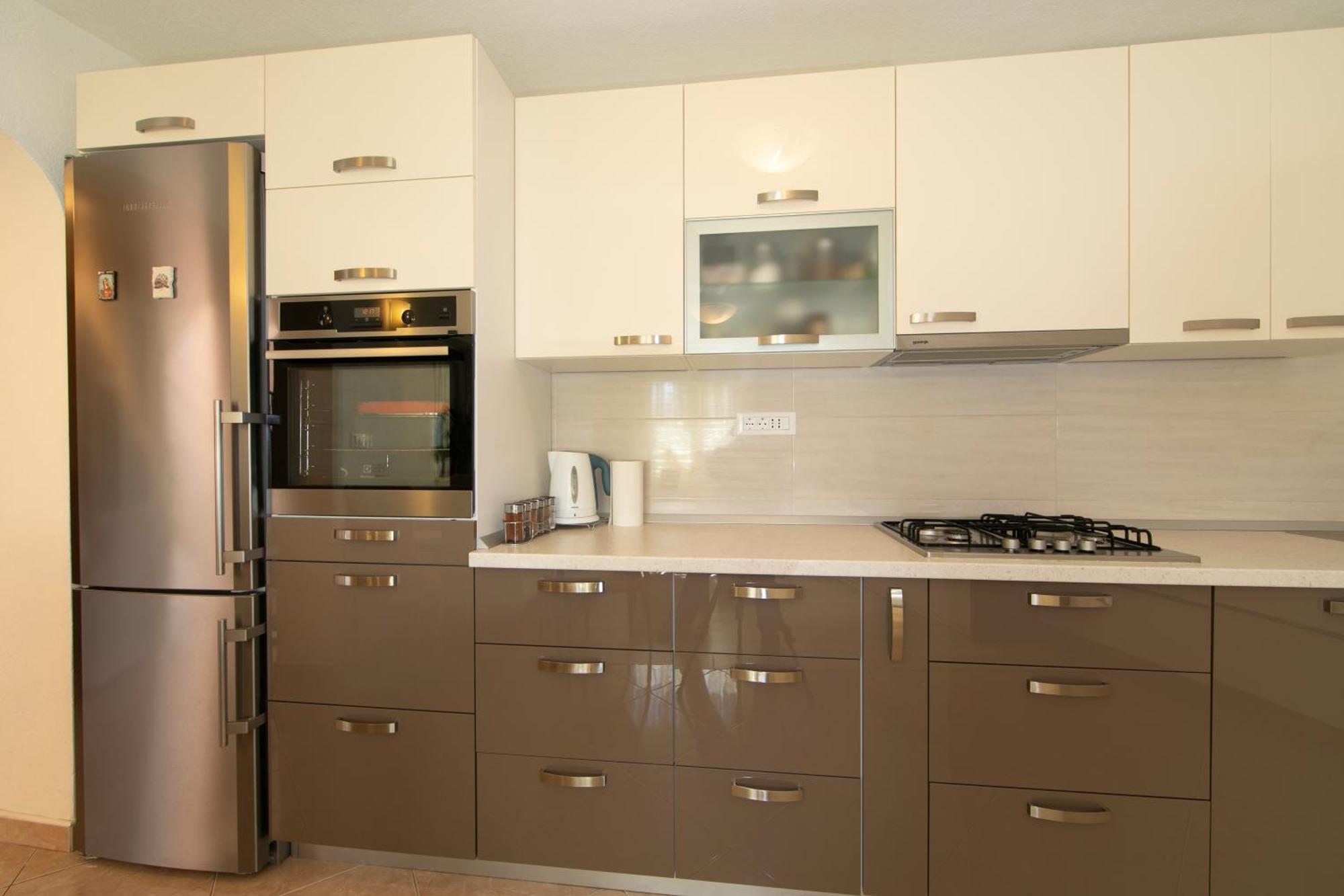 Apartmani Darinka Baska Voda Luaran gambar