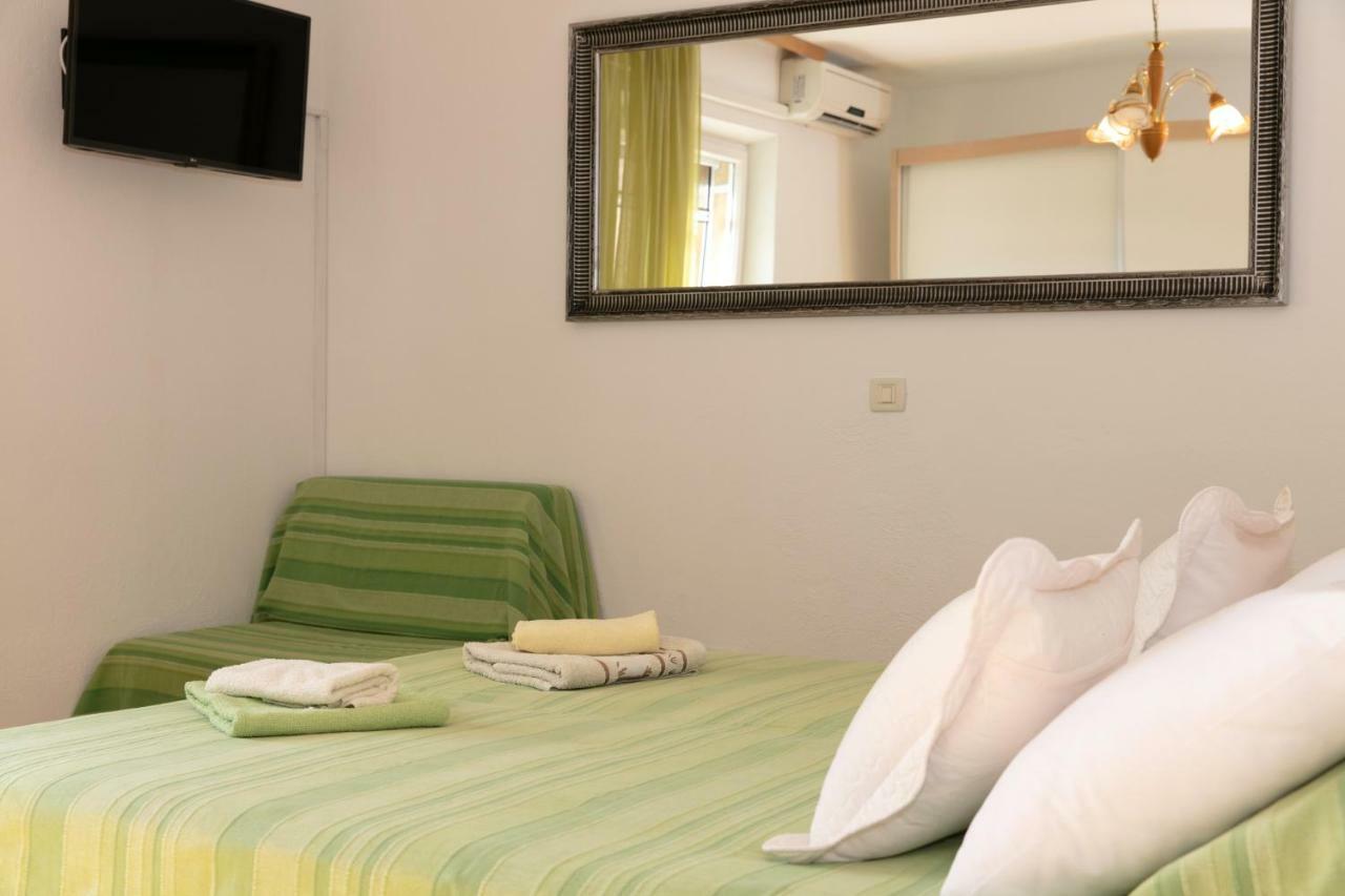 Apartmani Darinka Baska Voda Luaran gambar