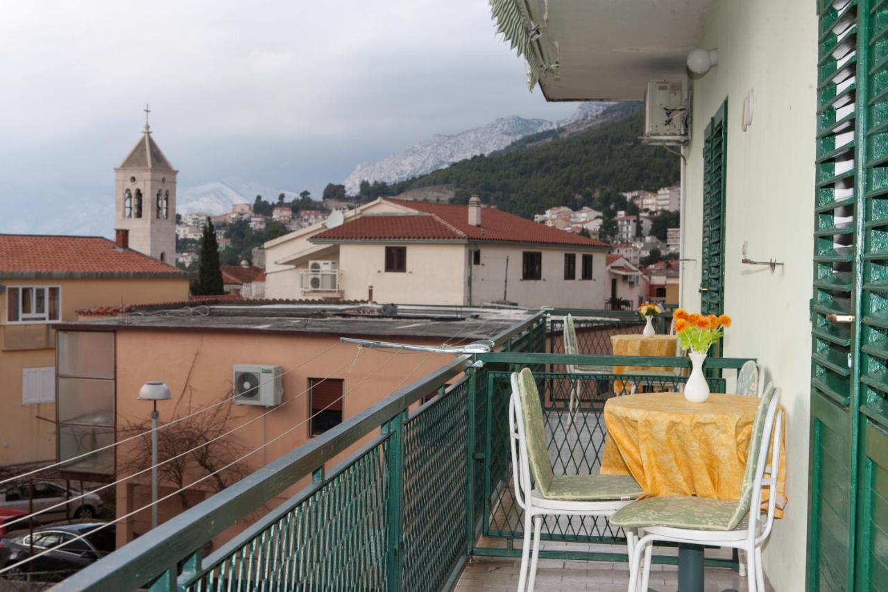 Apartmani Darinka Baska Voda Luaran gambar