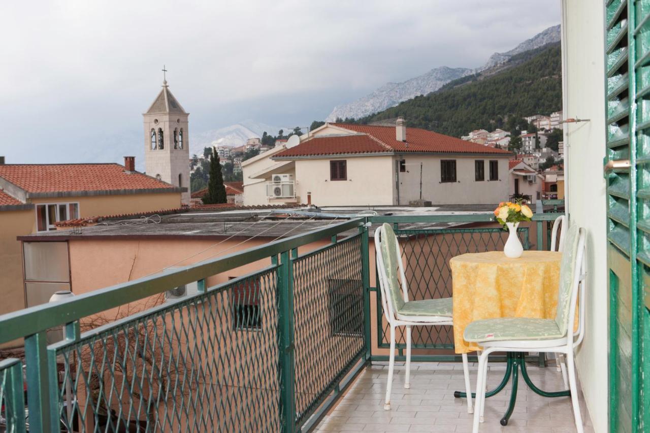 Apartmani Darinka Baska Voda Luaran gambar
